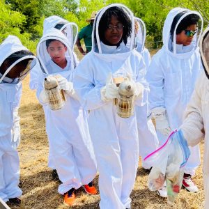 323289557_852352799380292_5635881717445797275_n-1